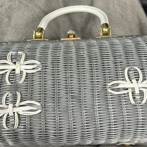 Vintage woven handbag purse